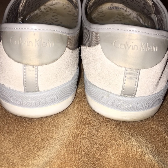 Kick Around - Picture 3 of 4